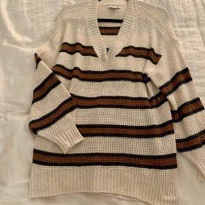 American Eagle Oversized Sweater